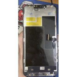 iPhone 15 LCD